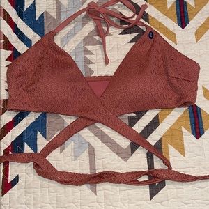 Hollister Swim top L